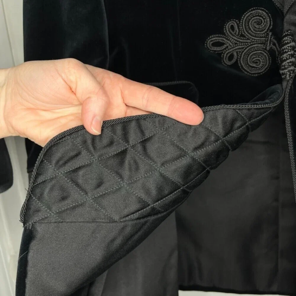 Tom Ford x Gucci Mens Smoking Jacket 46R IT - 36R US Black Velvet Quilted Satin